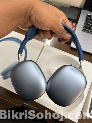 AirPod Max sky blue with blue headband